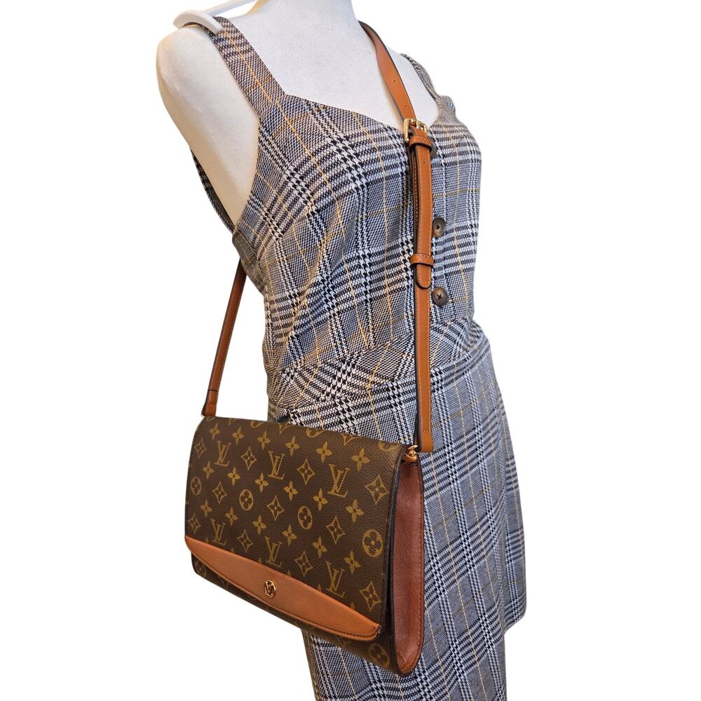 Louis Vuitton Bordeaux Monogram Crossbody Clutch Bag Vintage Brown Leather Trim - Picture 14 of 15